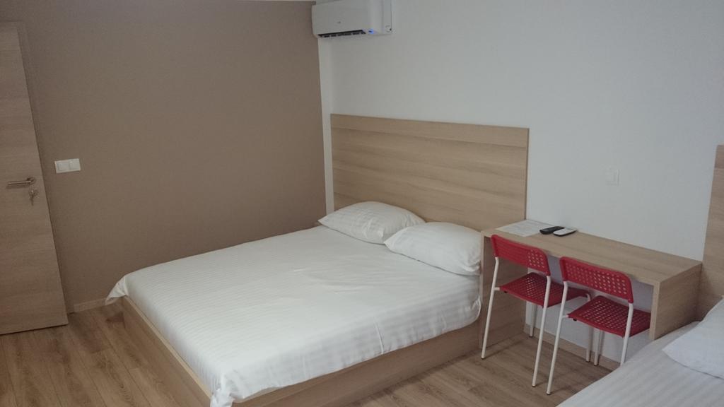 Sweet Dreams Rooms And Apartments Postojna Bilik gambar