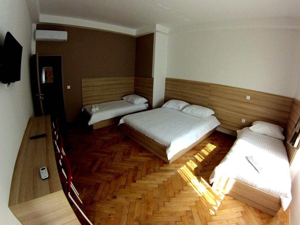 Sweet Dreams Rooms And Apartments Postojna Bilik gambar
